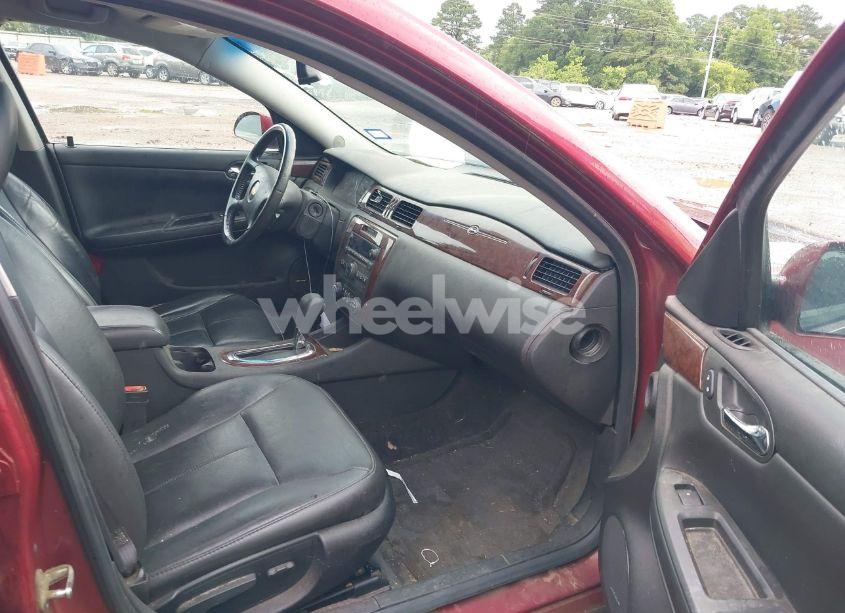 Photo 5 of 2011 Chevrolet Impala LT (VIN 2G1WG5EK0B1127988)