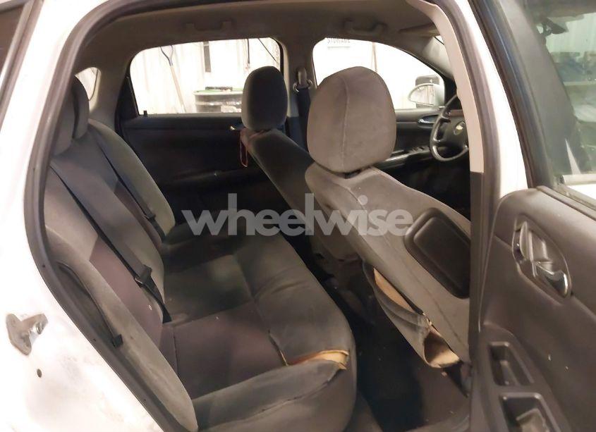 Photo 8 of 2011 Chevrolet Impala LT (VIN 2G1WG5EK0B1179220)