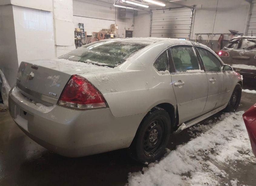 Photo 4 of 2011 Chevrolet Impala LT (VIN 2G1WG5EK0B1308511)