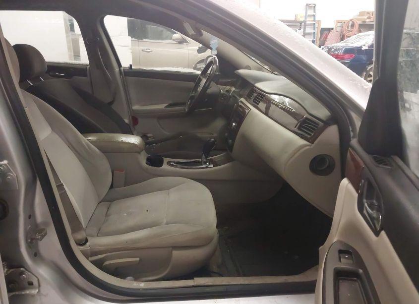 Photo 5 of 2011 Chevrolet Impala LT (VIN 2G1WG5EK0B1308511)