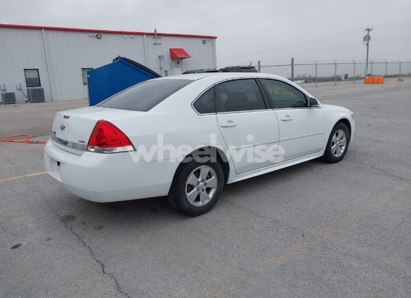 Photo 4 of 2011 Chevrolet Impala LT (VIN 2G1WG5EK0B1315801)