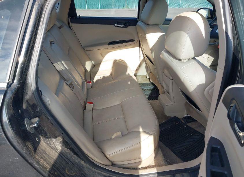 Photo 8 of 2011 Chevrolet Impala LT (VIN 2G1WG5EK1B1171353)