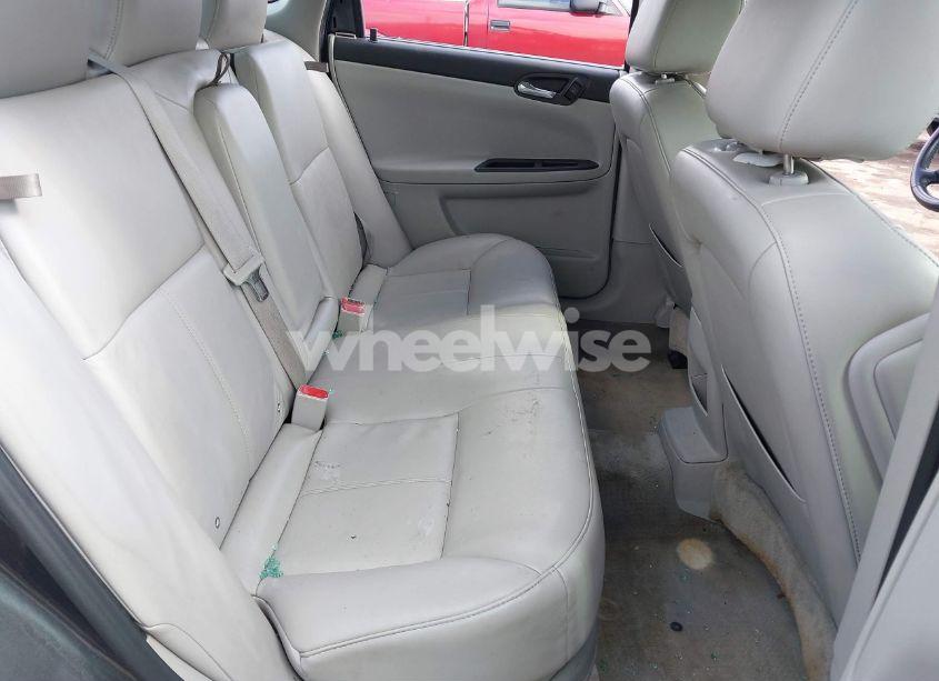 Photo 8 of 2011 Chevrolet Impala LT (VIN 2G1WG5EK1B1219790)