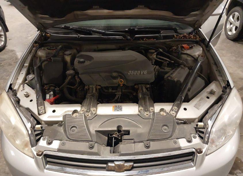 Photo 10 of 2011 Chevrolet Impala LT (VIN 2G1WG5EK1B1261344)