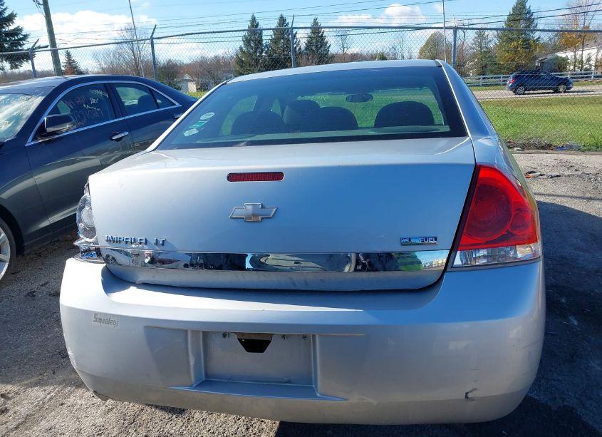Photo 16 of 2011 Chevrolet Impala LT (VIN 2G1WG5EK1B1291833)