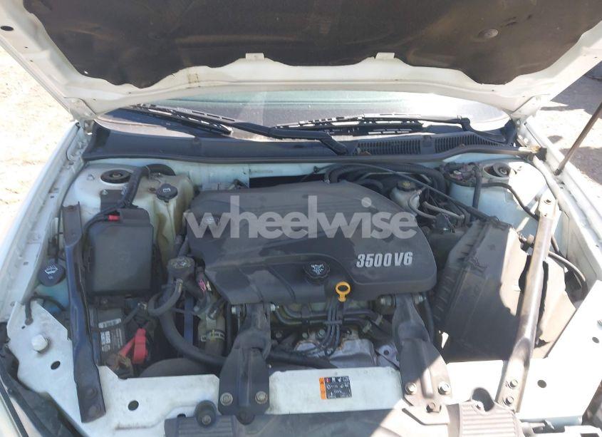 Photo 10 of 2011 Chevrolet Impala LT (VIN 2G1WG5EK1B1293260)