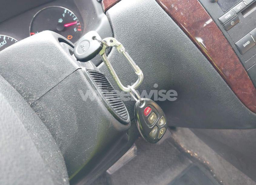 Photo 11 of 2011 Chevrolet Impala LT (VIN 2G1WG5EK1B1304953)