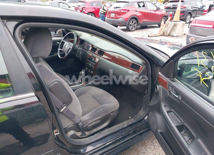 Photo 5 of 2011 Chevrolet Impala LT (VIN 2G1WG5EK1B1304953)