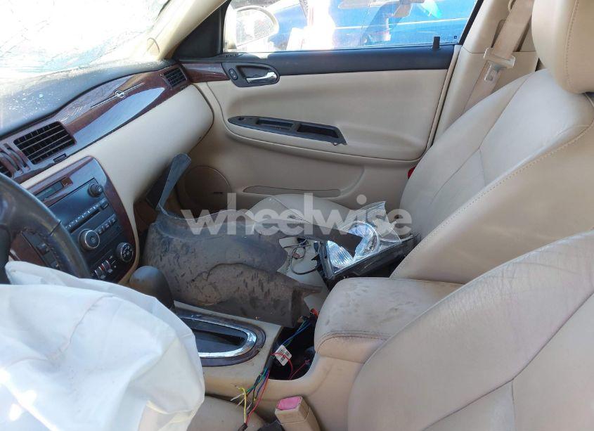Photo 10 of 2011 Chevrolet Impala LT (VIN 2G1WG5EK2B1108696)