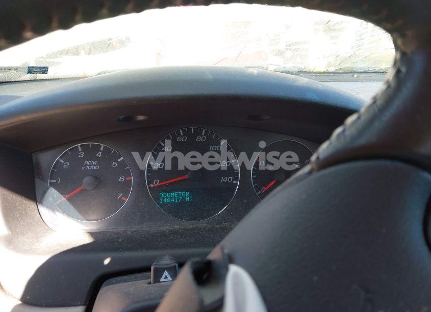 Photo 6 of 2011 Chevrolet Impala LT (VIN 2G1WG5EK2B1108696)