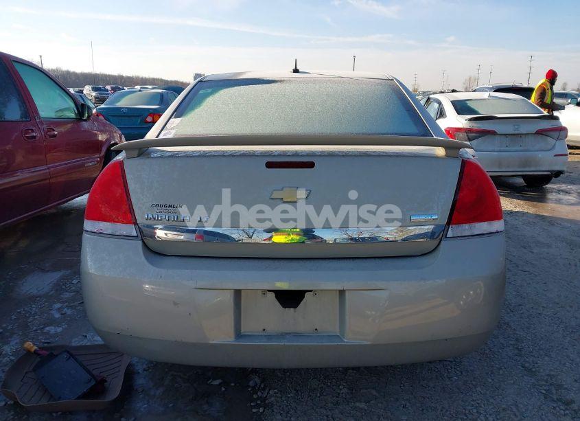 Photo 17 of 2011 Chevrolet Impala LT (VIN 2G1WG5EK2B1215540)