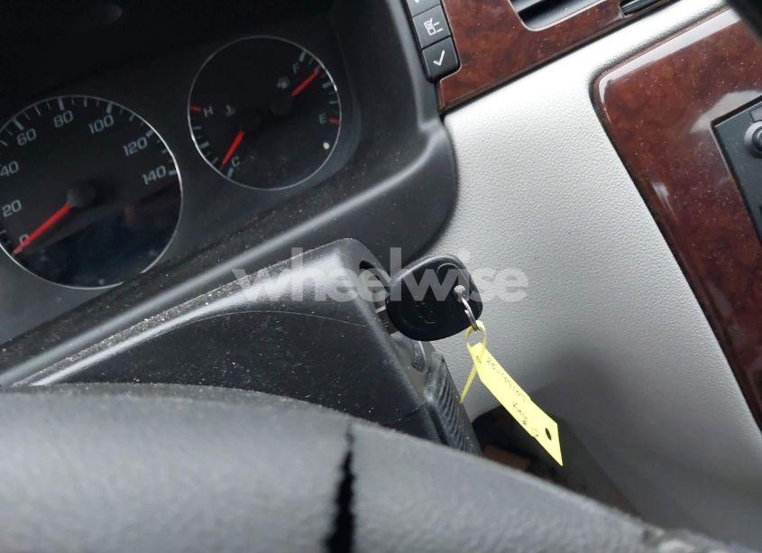 Photo 11 of 2011 Chevrolet Impala LT (VIN 2G1WG5EK2B1279447)