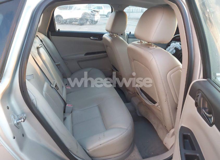 Photo 8 of 2011 Chevrolet Impala LT (VIN 2G1WG5EK2B1292795)