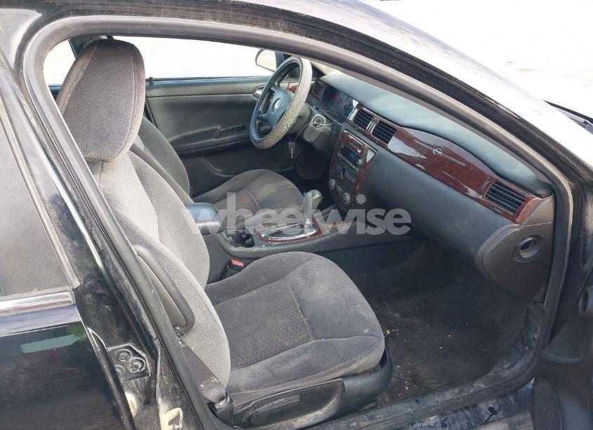 Photo 5 of 2011 Chevrolet Impala LT (VIN 2G1WG5EK2B1309739)