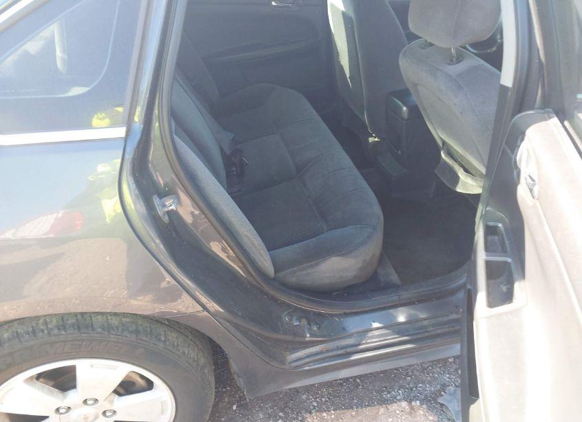 Photo 8 of 2011 Chevrolet Impala LT (VIN 2G1WG5EK3B1238261)