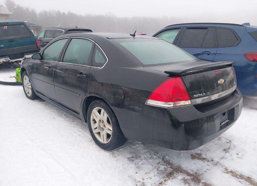 Photo 3 of 2011 Chevrolet Impala LT (VIN 2G1WG5EK3B1274192)