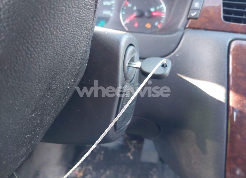 Photo 11 of 2011 Chevrolet Impala LT (VIN 2G1WG5EK4B1171380)