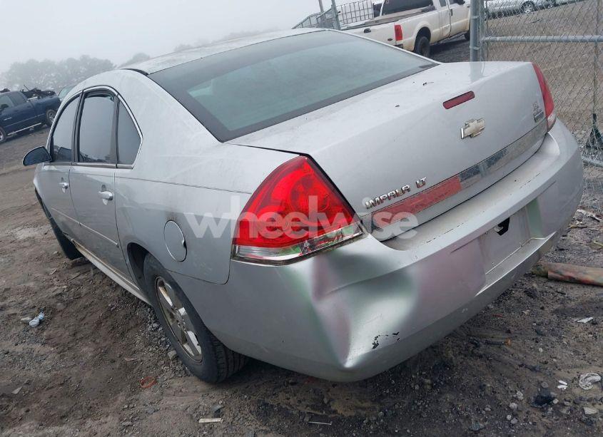 Photo 3 of 2011 Chevrolet Impala LT (VIN 2G1WG5EK4B1171380)