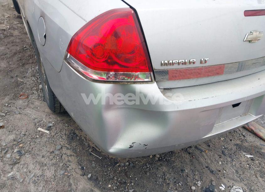 Photo 6 of 2011 Chevrolet Impala LT (VIN 2G1WG5EK4B1171380)