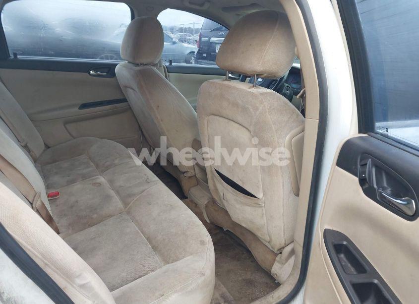 Photo 8 of 2011 Chevrolet Impala LT (VIN 2G1WG5EK4B1215569)