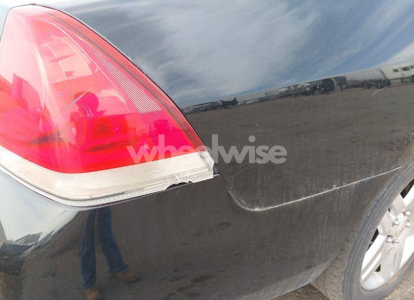 Photo 6 of 2011 Chevrolet Impala LT (VIN 2G1WG5EK5B1117778)