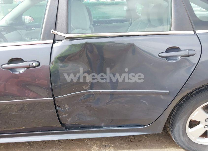 Photo 6 of 2011 Chevrolet Impala LT (VIN 2G1WG5EK5B1208968)