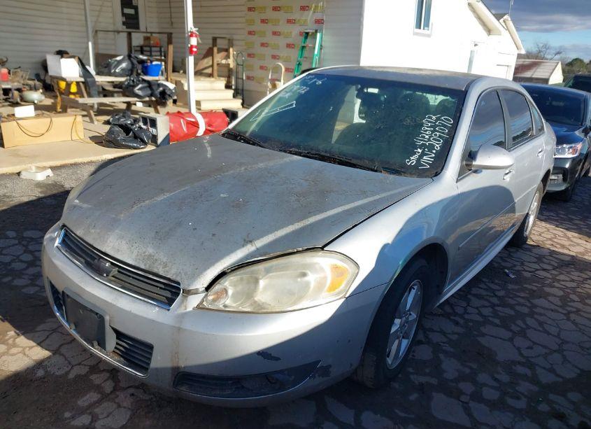 Photo 2 of 2011 Chevrolet Impala LT (VIN 2G1WG5EK5B1209070)