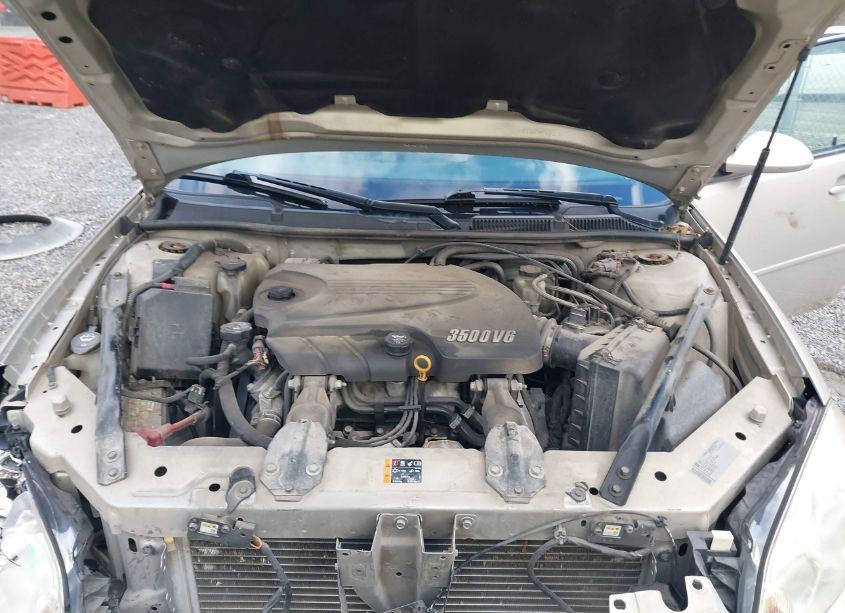 Photo 10 of 2011 Chevrolet Impala LT (VIN 2G1WG5EK5B1234857)