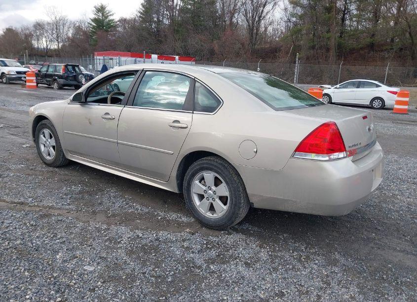 Photo 3 of 2011 Chevrolet Impala LT (VIN 2G1WG5EK5B1234857)