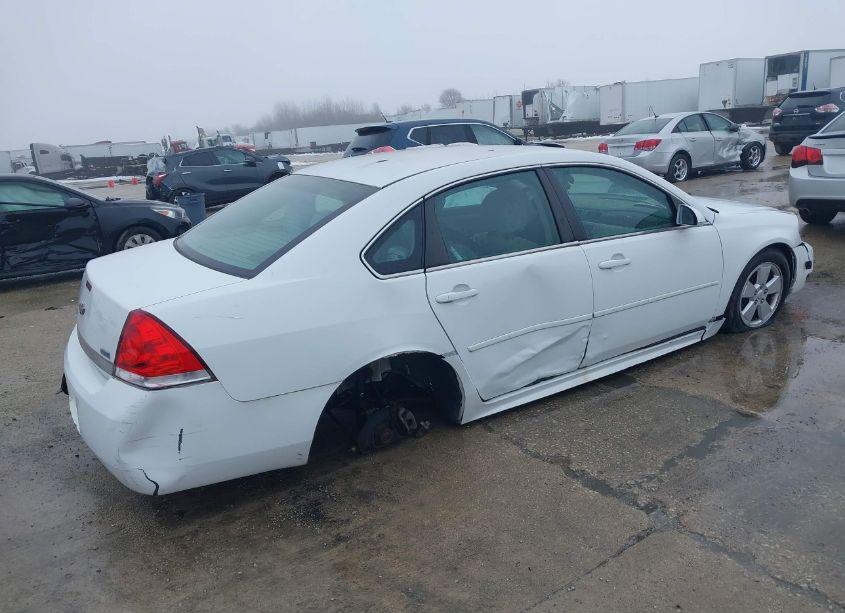 Photo 4 of 2011 Chevrolet Impala LT (VIN 2G1WG5EK5B1253926)