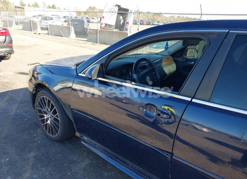 Photo 6 of 2011 Chevrolet Impala LT (VIN 2G1WG5EK5B1254784)