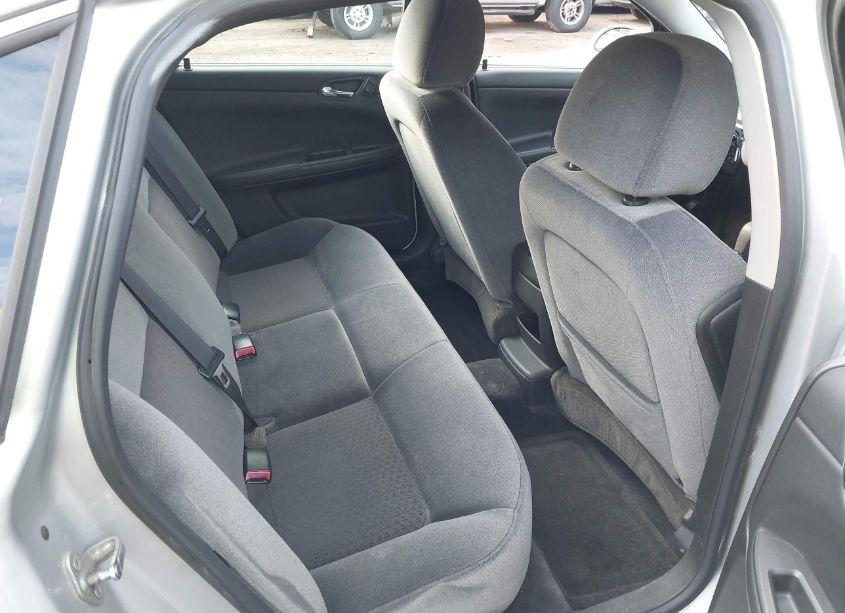 Photo 8 of 2011 Chevrolet Impala LT (VIN 2G1WG5EK5B1283797)