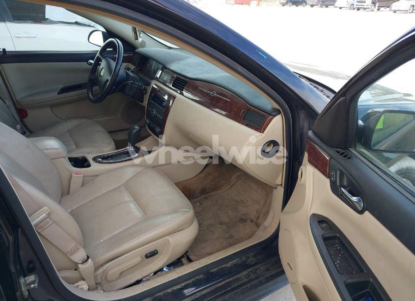 Photo 5 of 2011 Chevrolet Impala LT (VIN 2G1WG5EK5B1305538)