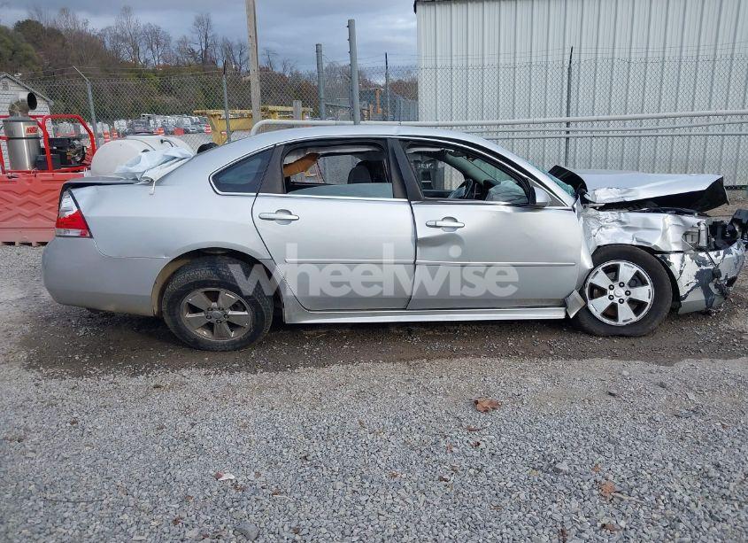 Photo 13 of 2011 Chevrolet Impala LT (VIN 2G1WG5EK6B1147677)