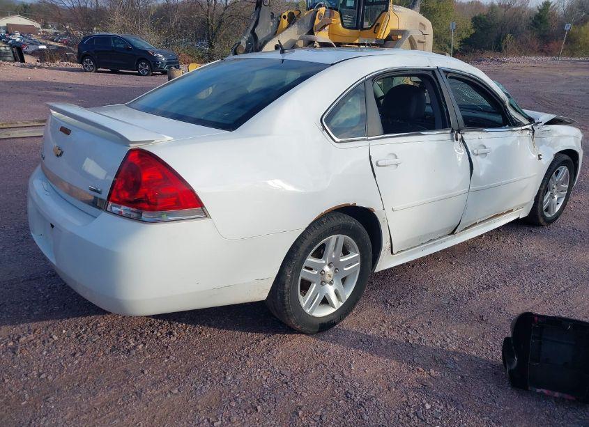 Photo 4 of 2011 Chevrolet Impala LT (VIN 2G1WG5EK6B1271139)