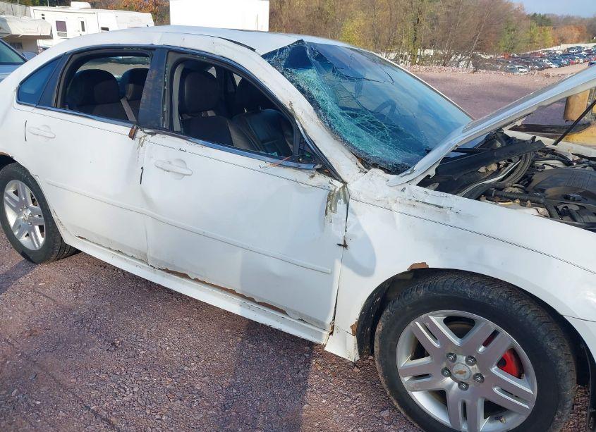 Photo 6 of 2011 Chevrolet Impala LT (VIN 2G1WG5EK6B1271139)