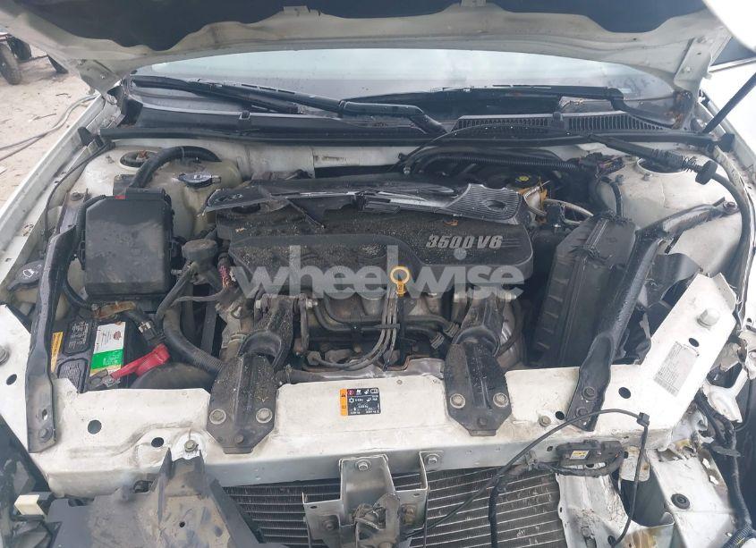 Photo 10 of 2011 Chevrolet Impala LT (VIN 2G1WG5EK6B1305726)