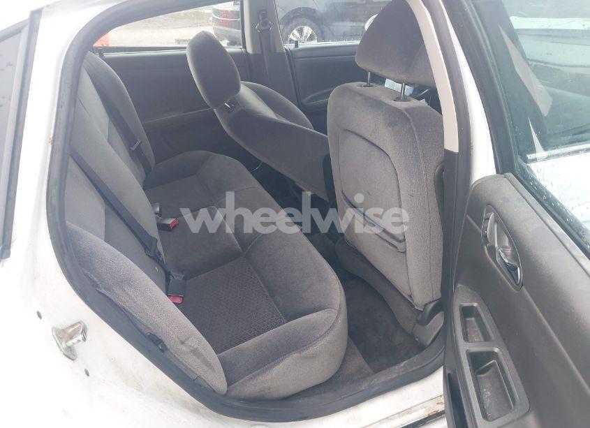 Photo 8 of 2011 Chevrolet Impala LT (VIN 2G1WG5EK6B1305726)