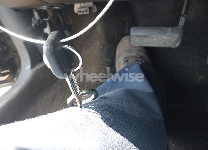 Photo 11 of 2011 Chevrolet Impala LT (VIN 2G1WG5EK6B1314779)