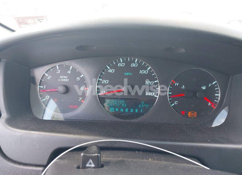 Photo 7 of 2011 Chevrolet Impala LT (VIN 2G1WG5EK6B1314779)