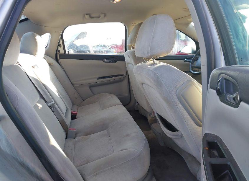 Photo 8 of 2011 Chevrolet Impala LT (VIN 2G1WG5EK6B1315172)