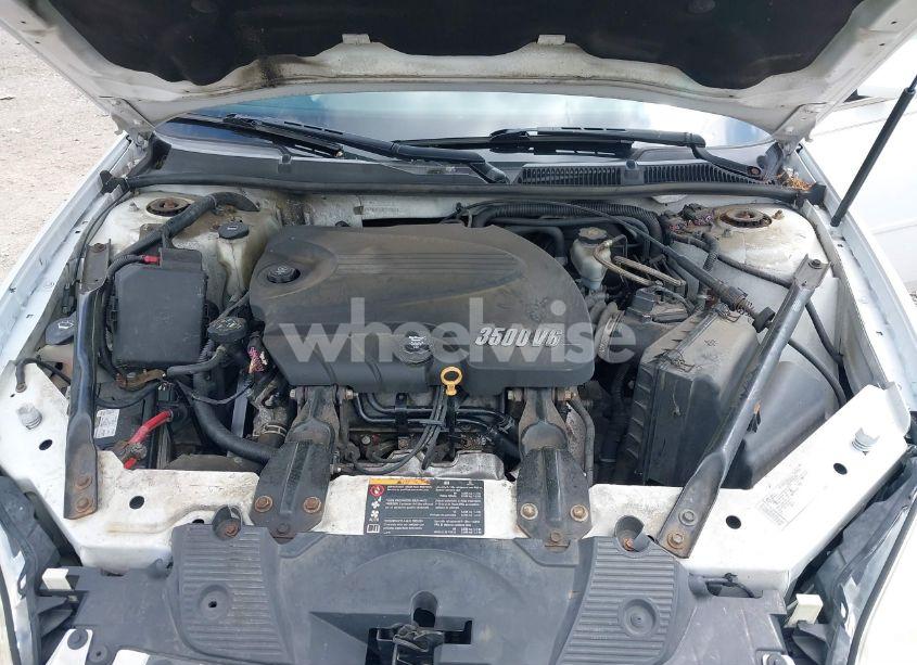 Photo 10 of 2011 Chevrolet Impala LT (VIN 2G1WG5EK7B1109858)