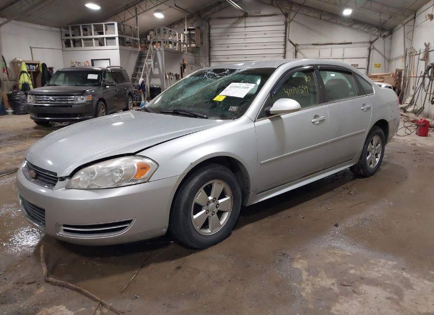 Photo 2 of 2011 Chevrolet Impala LT (VIN 2G1WG5EK7B1117331)