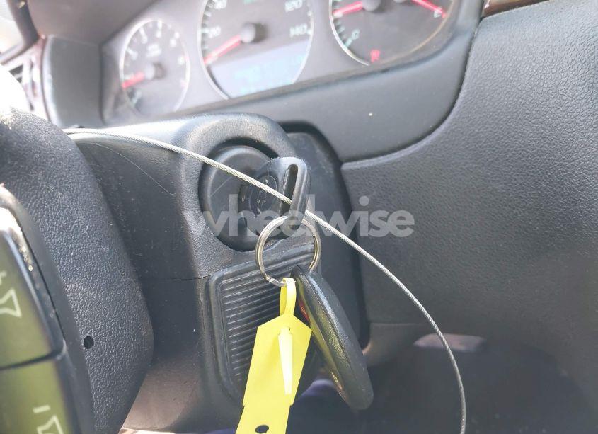 Photo 11 of 2011 Chevrolet Impala LT (VIN 2G1WG5EK7B1118558)