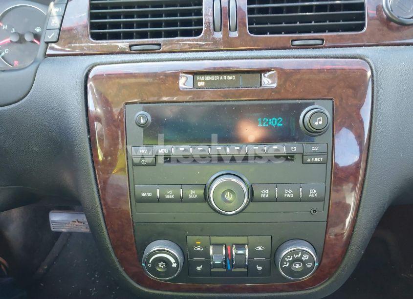 Photo 14 of 2011 Chevrolet Impala LT (VIN 2G1WG5EK7B1118558)