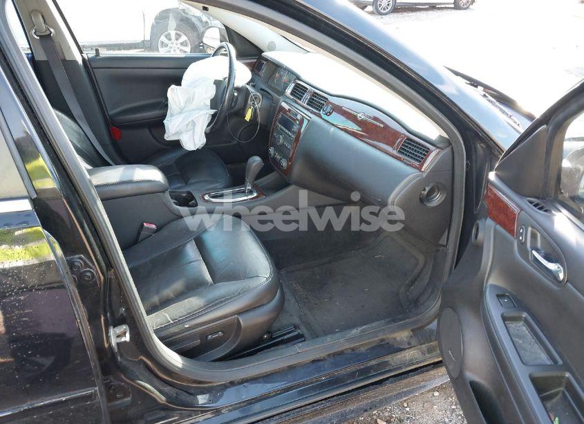 Photo 5 of 2011 Chevrolet Impala LT (VIN 2G1WG5EK7B1118558)