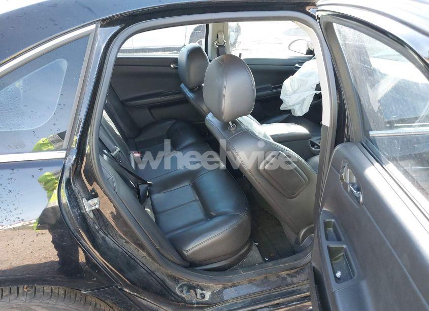 Photo 8 of 2011 Chevrolet Impala LT (VIN 2G1WG5EK7B1118558)