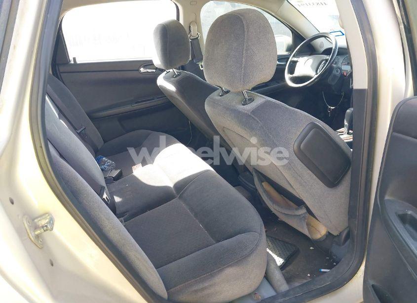 Photo 8 of 2011 Chevrolet Impala LT (VIN 2G1WG5EK7B1119029)