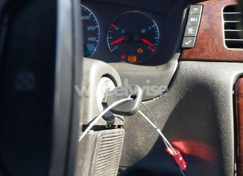 Photo 11 of 2011 Chevrolet Impala LT (VIN 2G1WG5EK7B1122240)