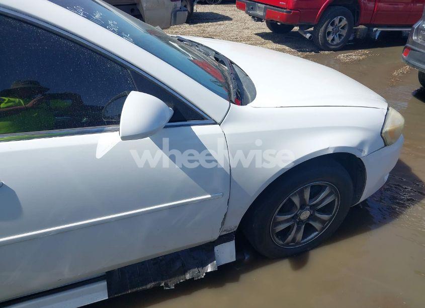 Photo 6 of 2011 Chevrolet Impala LT (VIN 2G1WG5EK7B1136896)